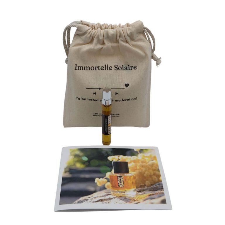 Coffret Découverte du parfum Immortelle Solaire 7ml sur fond blanc de la marque Les Indémodables
